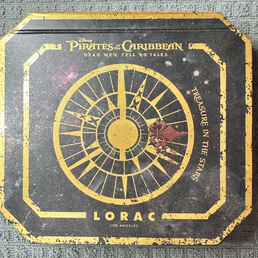 LORAC Pirates of the Caribbean Gold and Black Palette
